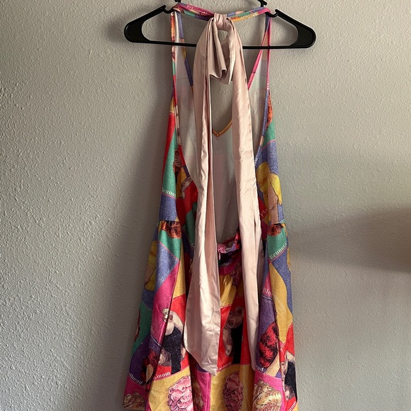 Colorful Halter Dress with Graphic Print - Picture 4 of 4